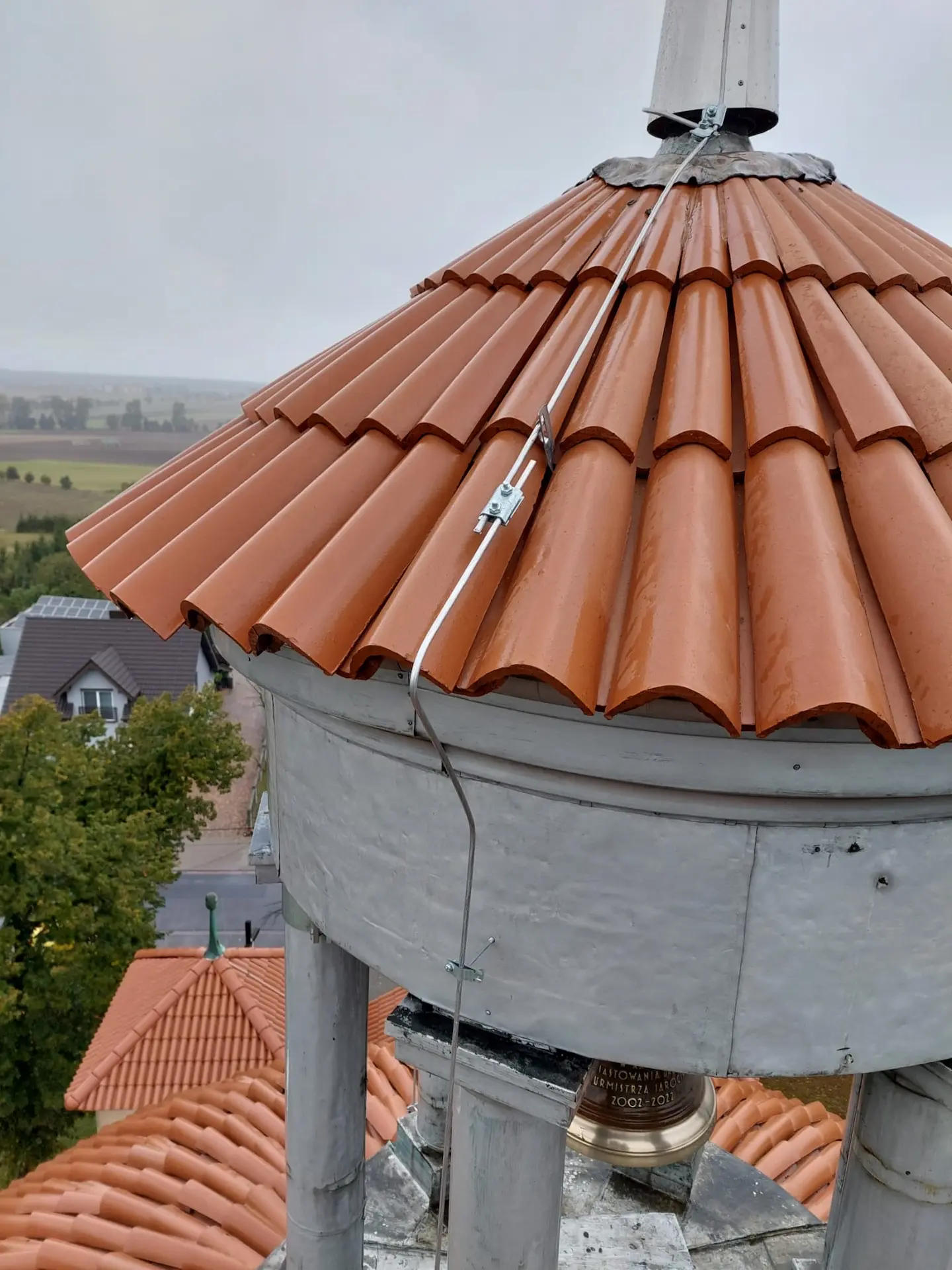 Piorunochron zamontowany na kościele